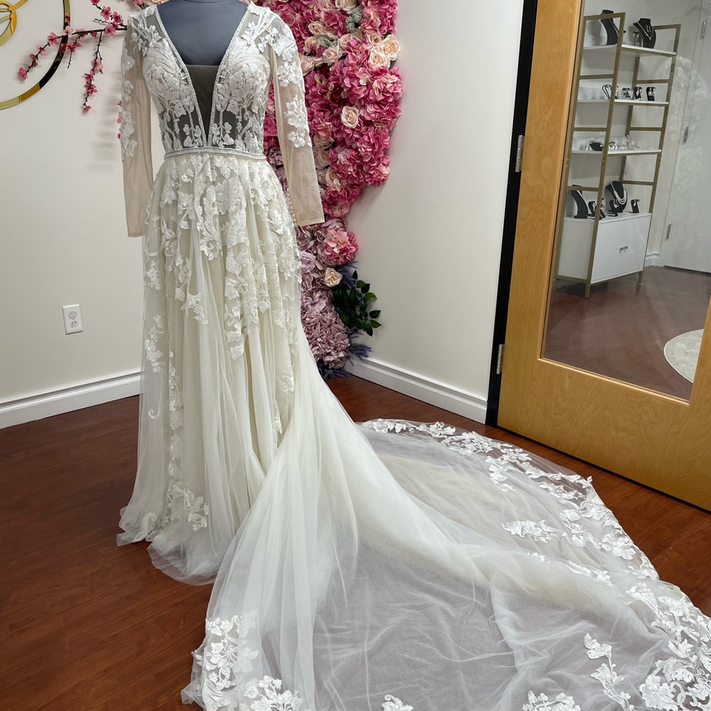Calla Blanche 17255 wedding dress